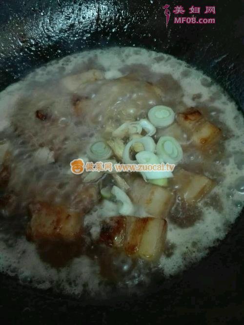 红烧肉炝西蓝花的做法