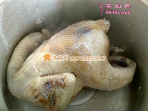 金鸡贺岁滋补汤的做法