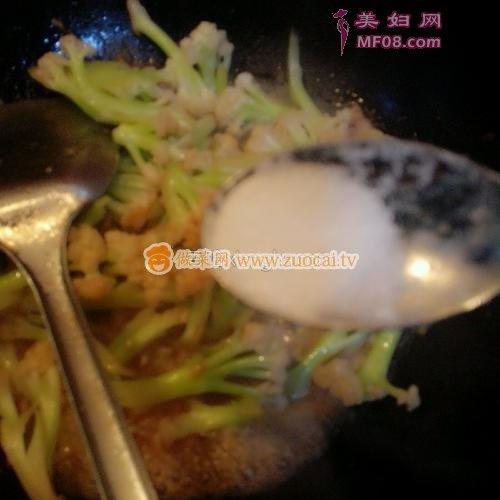 有机菜花炒肉的做法