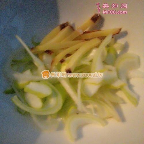 有机菜花炒肉的做法