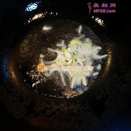 有机菜花炒肉的做法