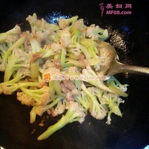 有机菜花炒肉的做法