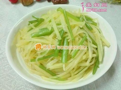 炝芹菜土豆丝的做法
