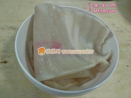 酸辣猪皮冻的做法