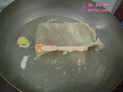 酸辣猪皮冻的做法