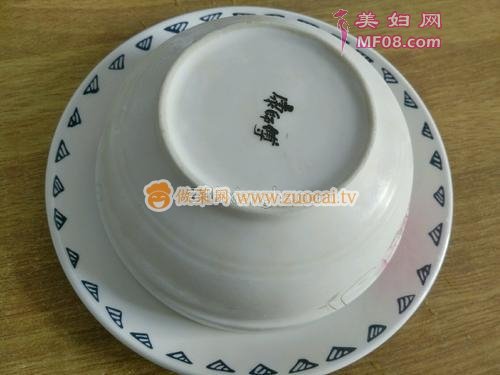 酸辣猪皮冻的做法