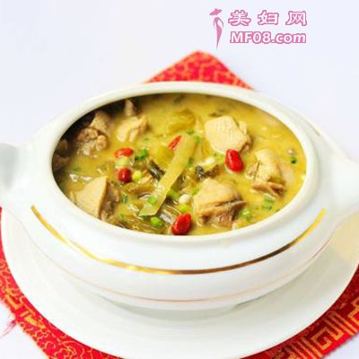 红果家菜谱之酸菜老鸭汤的家常做法