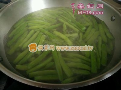蒜沫四季豆的做法