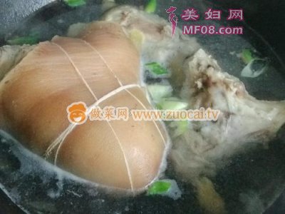  私房秘制肘子的做法