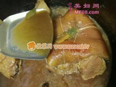  私房秘制肘子的做法