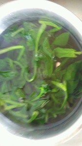菠菜丸子的做法
