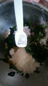 菠菜丸子的做法