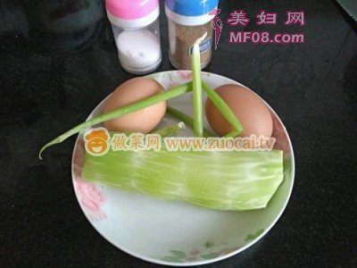 鸡蛋炒莴笋的做法