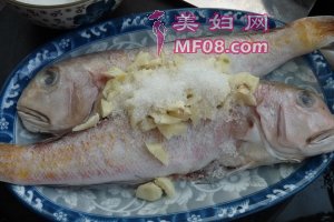 蒜香马头鱼怎么做好吃 蒜香马头鱼最正宗的做法
