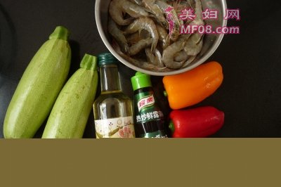 家常虾仁炒西葫芦的做法 虾仁炒西葫芦怎么做好吃
