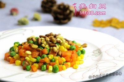 松仁豌豆玉米怎么做好吃 家常松仁豌豆玉米的做法