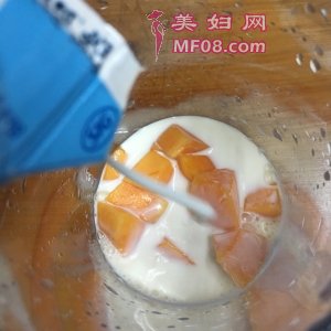 木瓜牛奶怎么做好吃 木瓜牛奶最正宗的做法