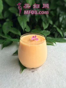 木瓜牛奶怎么做好吃 木瓜牛奶最正宗的做法