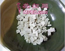 怎么做香椿拌豆腐最好吃 香椿拌豆腐怎么做好吃