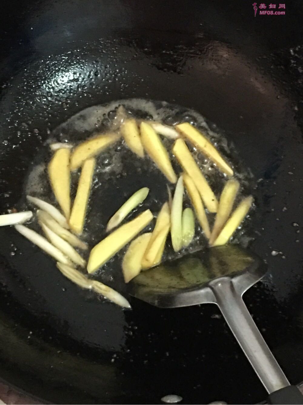 怎么做红烧狮子头最好吃 红烧狮子头怎么做好吃