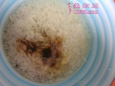 菠菜拌鸡蛋花生米怎么做好吃 菠菜拌鸡蛋花生米最正宗的做法