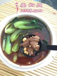 黄豆牛肉煲怎么做好吃 黄豆牛肉煲最正宗的做法