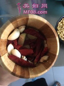 黄豆牛肉煲怎么做好吃 黄豆牛肉煲最正宗的做法