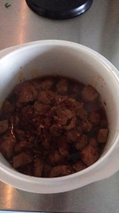 黄豆牛肉煲怎么做好吃 黄豆牛肉煲最正宗的做法