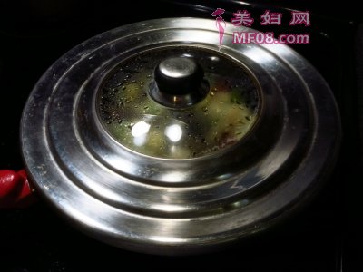 干锅咸蛋白花菜最正宗的做法 家常干锅咸蛋白花菜的做法
