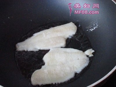 香煎鲽鱼片怎么做 香煎鲽鱼片的做法