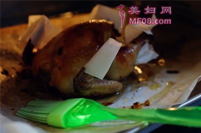 怎么做黄油烤鸡最好吃 黄油烤鸡怎么做好吃