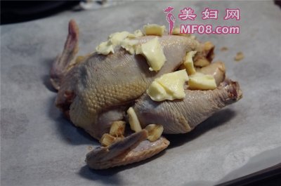 怎么做黄油烤鸡最好吃 黄油烤鸡怎么做好吃