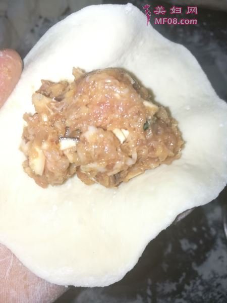 香菇肉包怎么做好吃 家常香菇肉包的做法