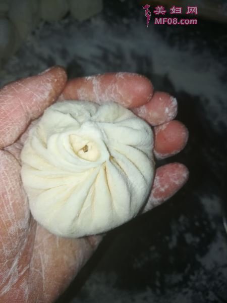 香菇肉包怎么做好吃 家常香菇肉包的做法