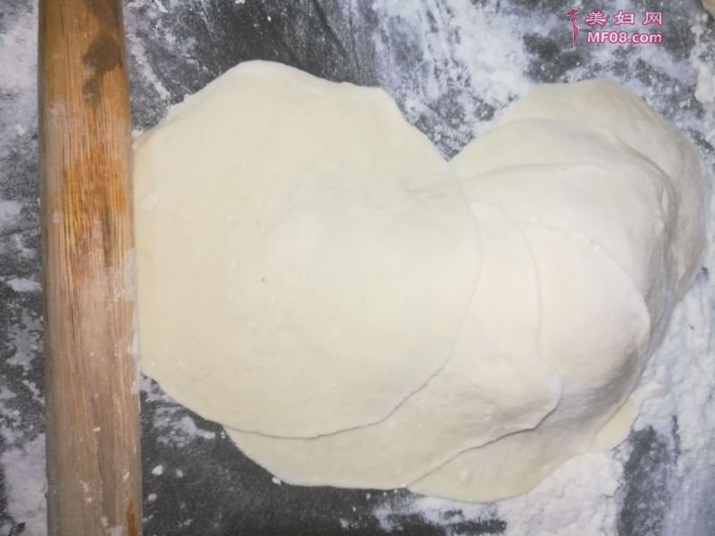 香菇肉包怎么做好吃 家常香菇肉包的做法