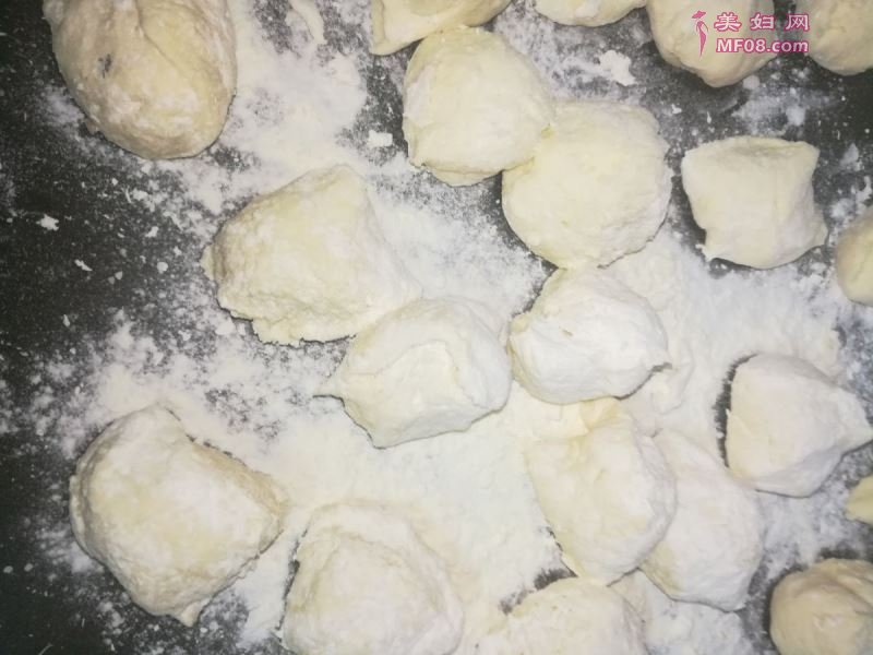 香菇肉包怎么做好吃 家常香菇肉包的做法