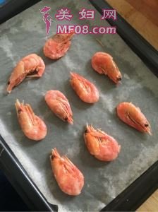 烤北极虾干怎么做好吃 家常烤北极虾干的做法