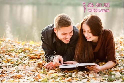 在恋爱当中的女孩都是说些什么谎言