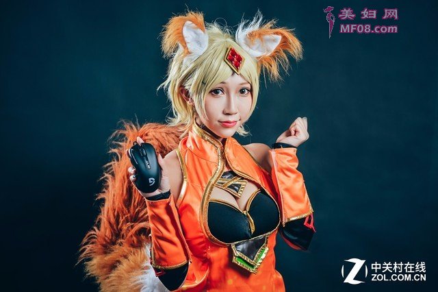 ԭ£תأעԴ³Ϊ 羺CosPlayŮʵľѡhttp://mouse.zol.com.cn/640/6400907.html