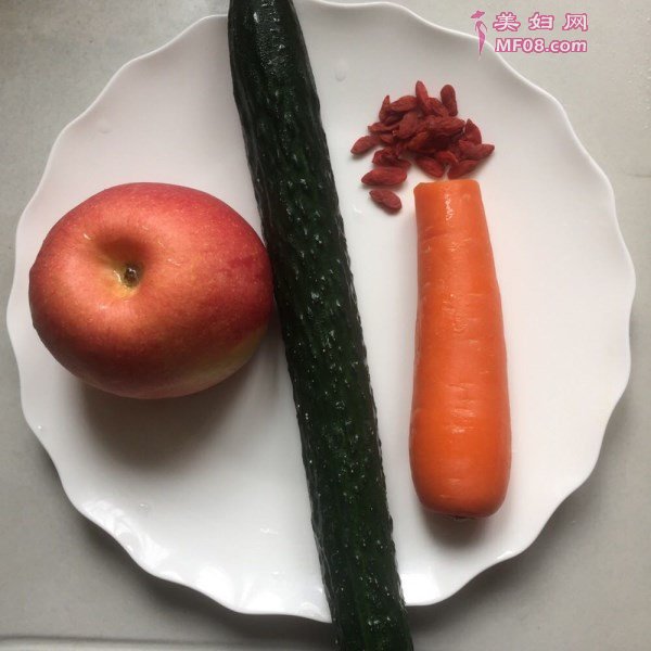 蔬果拼盘孔雀开屏最正宗的做法 家常蔬果拼盘孔雀开屏的做法