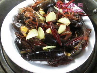 家常清蒸小龙虾的做法 清蒸小龙虾怎么做好吃