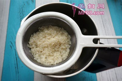 怎么做大米米糊最好吃 大米米糊怎么做好吃