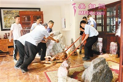 法院执行局查封估值数百万元的机血石