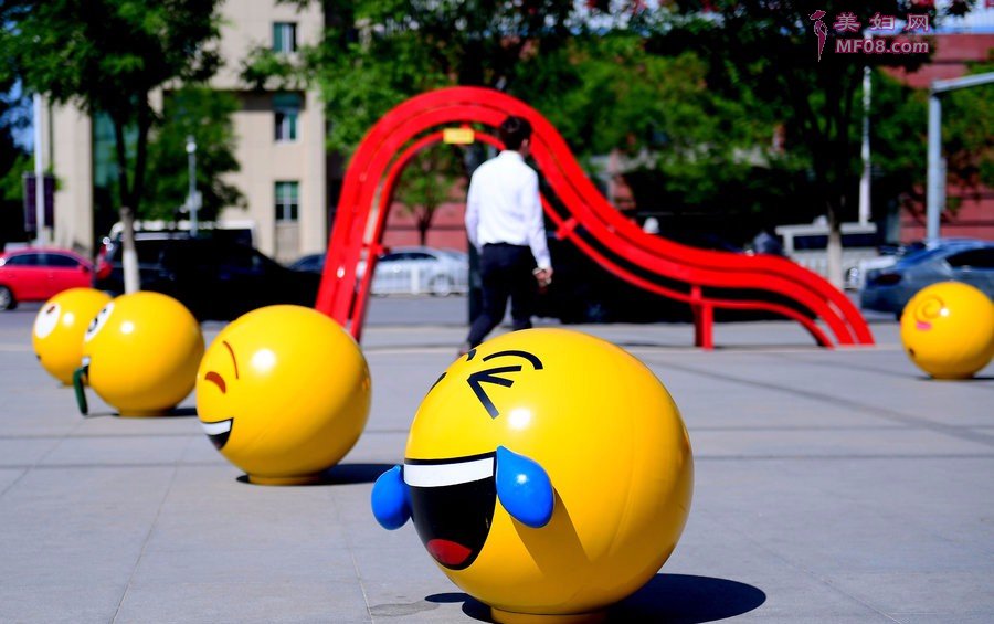 ԭ£תأעԴemoji΢ ͷȷ·http://nb.zol.com.cn/641/6412139.html