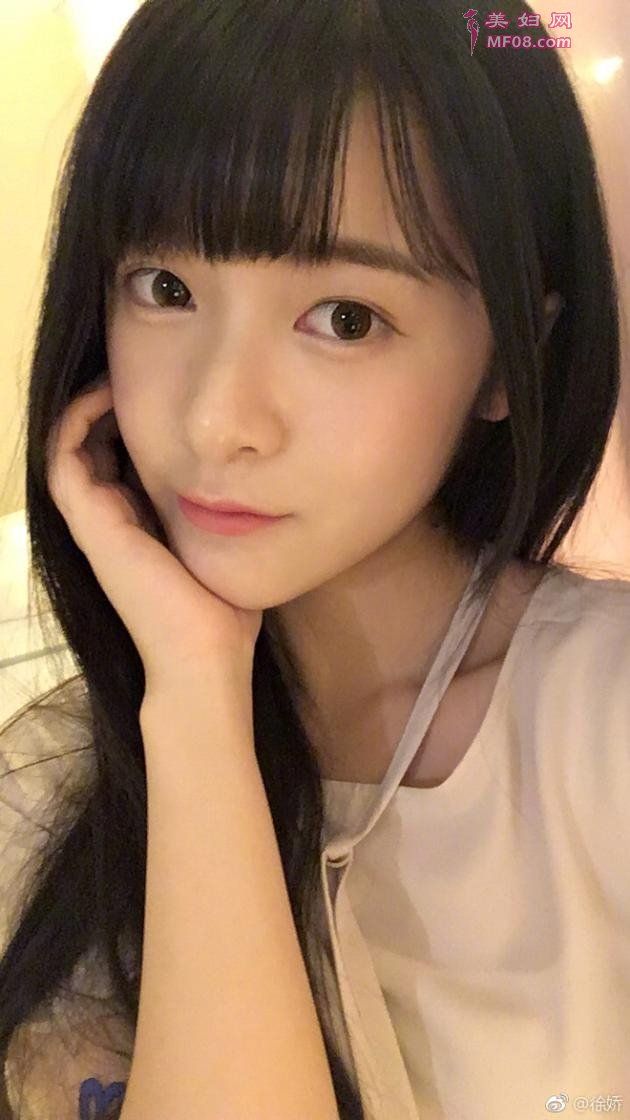 콿
