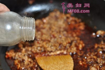 蒜香肉末烤茄子怎么做好吃 家常蒜香肉末烤茄子的做法