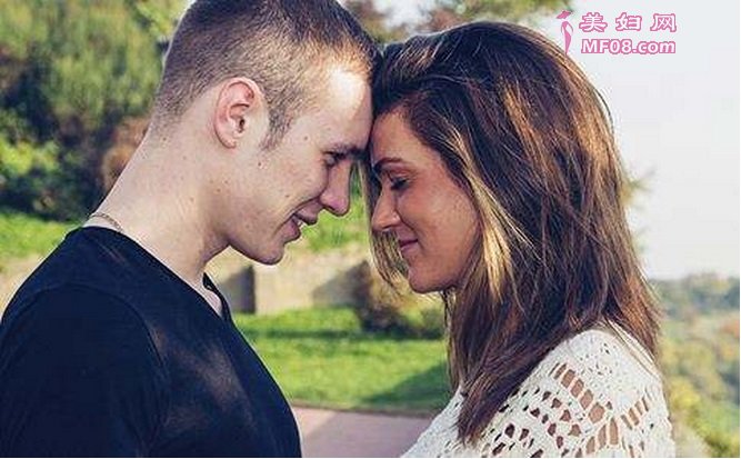 中国离婚率这么高 就是因为夫妻之间缺少这些