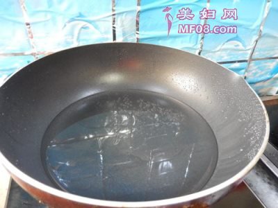 怎么做苦瓜炒鸭蛋最好吃 苦瓜炒鸭蛋怎么做好吃