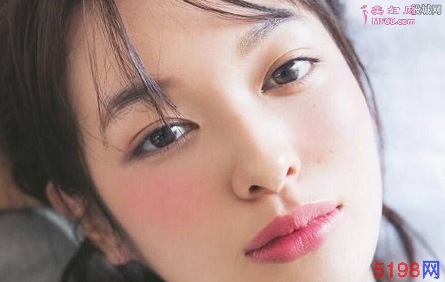 丸子头竟然上班男生十大不能接受女生造型