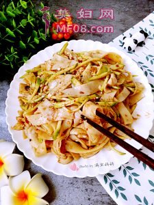 简易凉皮怎么做好吃 简易凉皮最正宗的做法